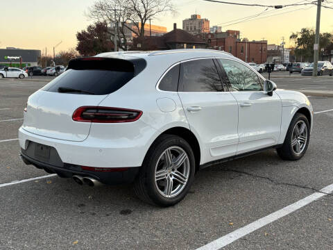 2015 Porsche Macan S