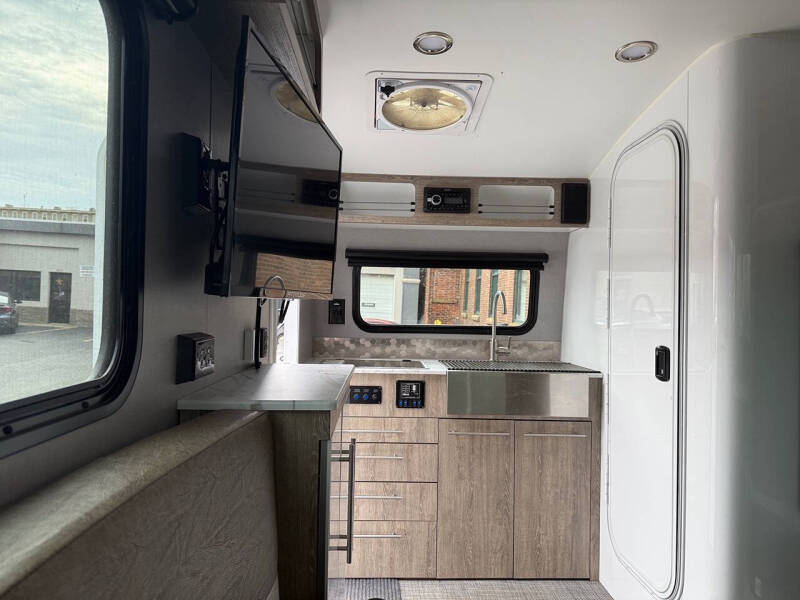 2023 inTech Trailers Custom