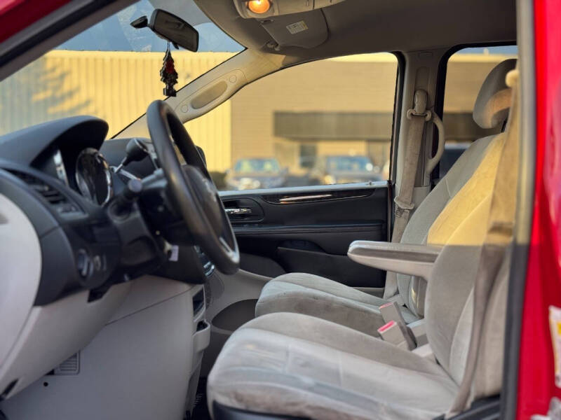 2013 Dodge Grand Caravan SE