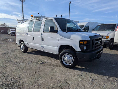 2014 Ford E-Series E-150