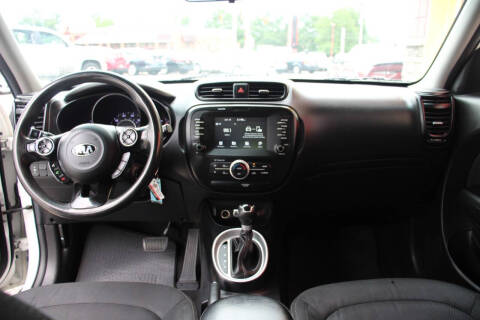 2019 Kia Soul +