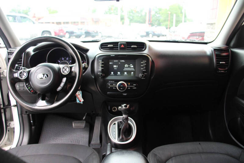 2019 Kia Soul +