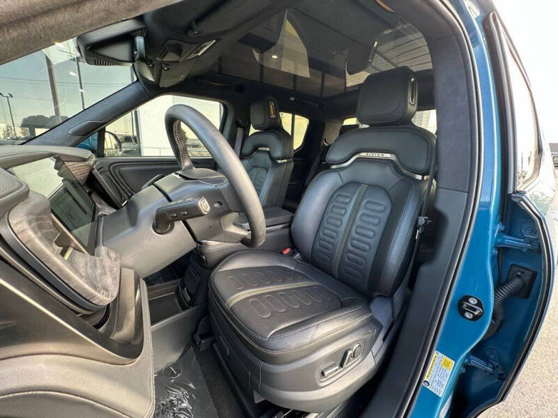 2022 Rivian R1T Adventure