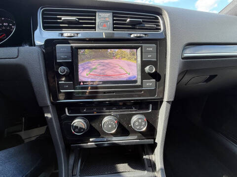 2019 Volkswagen Golf GTI Rabbit Edition