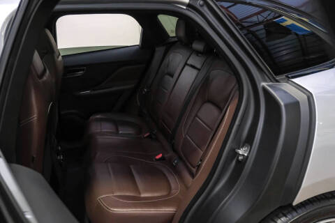 2018 Jaguar F-PACE S