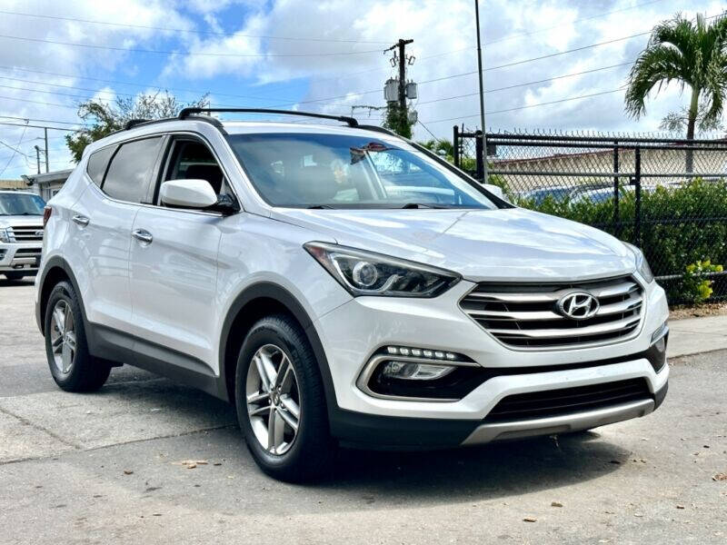 2017 Hyundai Santa Fe Sport  - $17,995