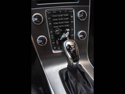 2016 Volvo S60 Cross Country T5 Platinum