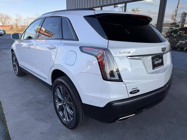 2020 Cadillac XT5 Sport