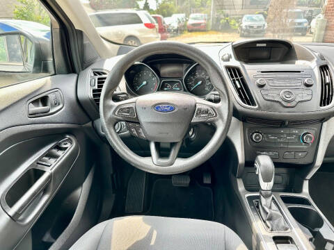 2017 Ford Escape S