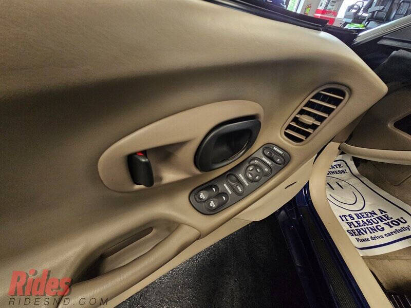 2004 Chevrolet Corvette