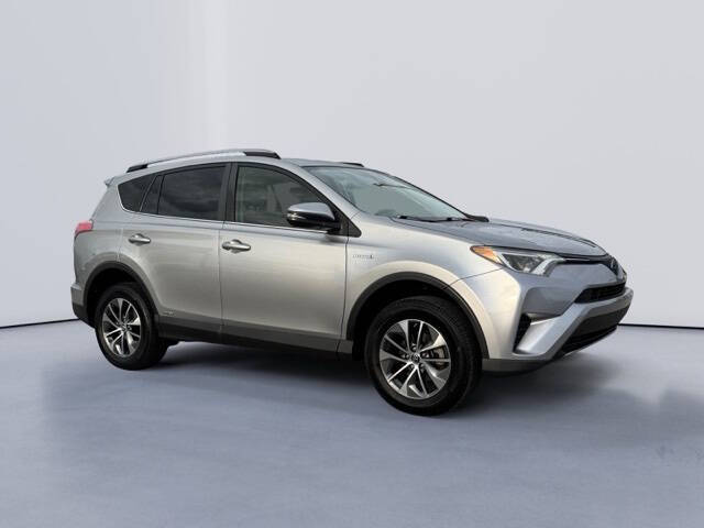 2018 Toyota RAV4 Hybrid LE