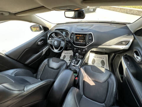 2018 Jeep Cherokee Latitude Plus