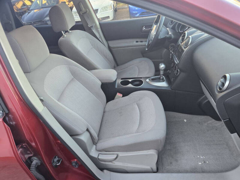 2011 Nissan Rogue SV