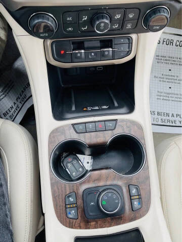2021 GMC Acadia Denali