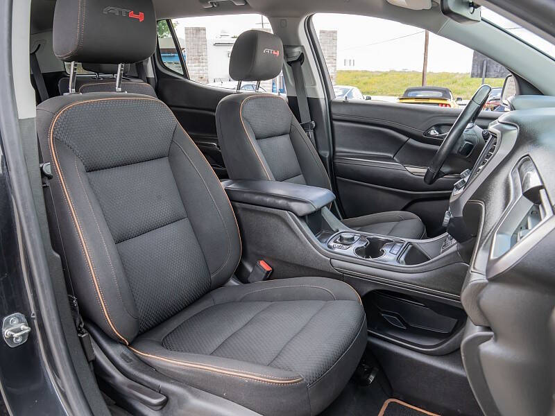 2020 GMC Acadia AT4