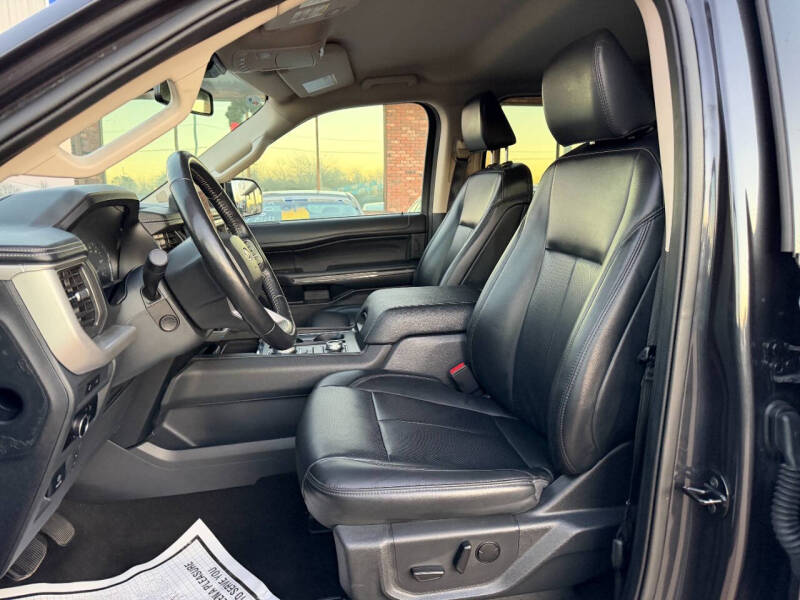 2024 Ford Expedition MAX XLT