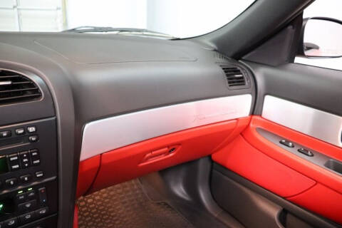 2002 Ford Thunderbird