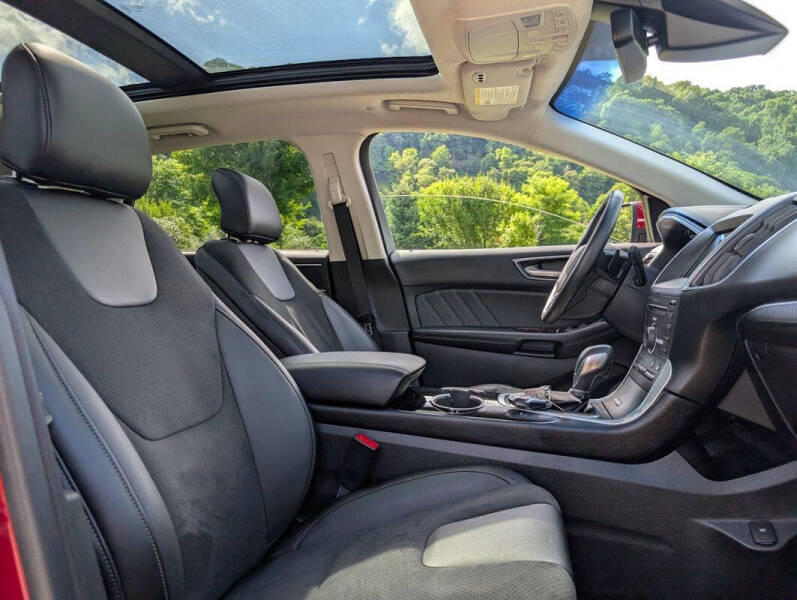 2016 Ford Edge Sport