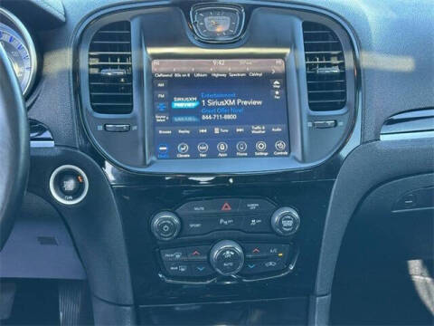 2022 Chrysler 300 S V6