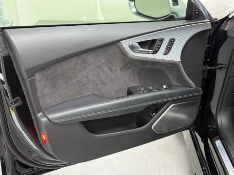 2016 Audi RS 7 4.0T quattro Prestige