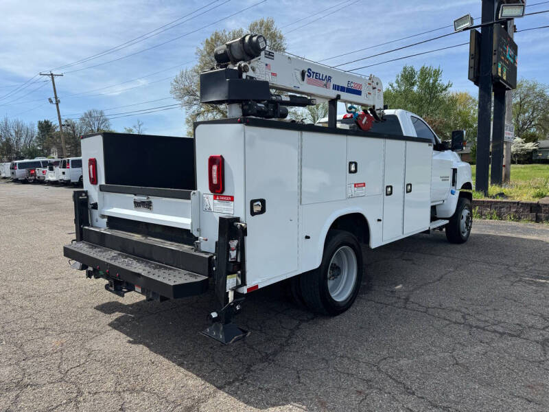 2022 Chevrolet Silverado 5500HD