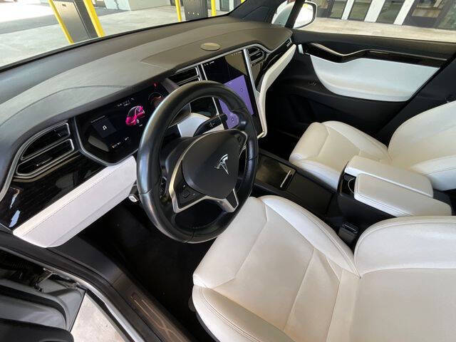 2017 Tesla Model X 75D