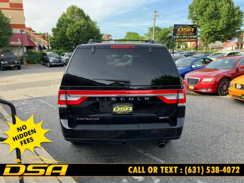 2016 Lincoln Navigator Select