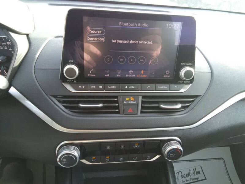 2022 Nissan Altima 2.5 SV