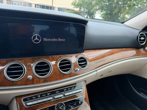 2019 Mercedes-Benz E-Class E 300