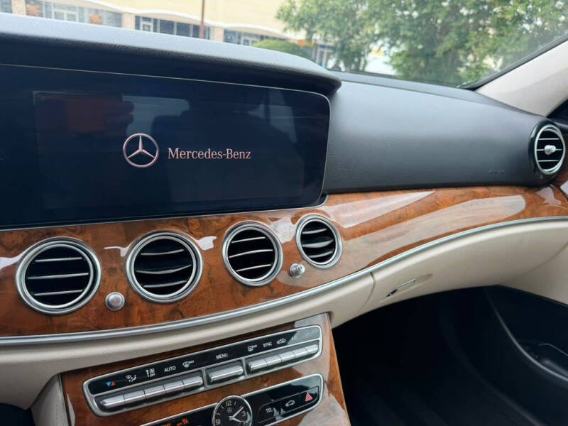 2019 Mercedes-Benz E-Class E 300