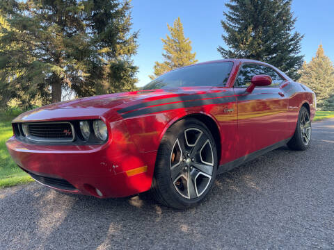 2012 Dodge Challenger for sale at BELOW BOOK AUTO SALES in Idaho Falls ID