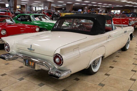 1957 Ford Thunderbird