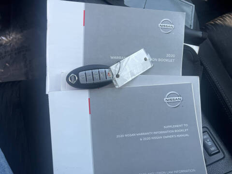 2020 Nissan Rogue SV