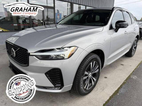 2024 Volvo XC60 B5 Core Dark Theme