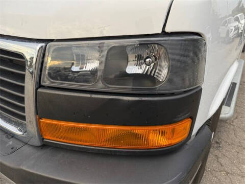 2024 GMC Savana 2500