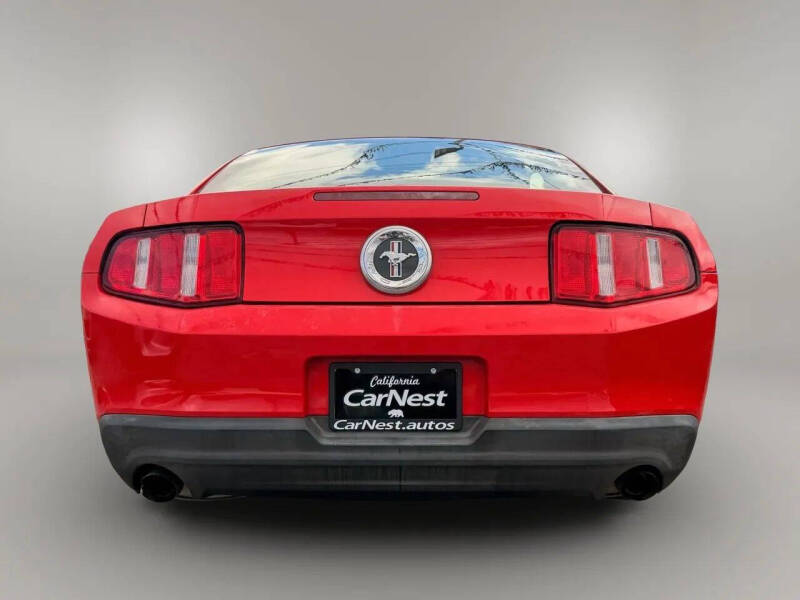 2012 Ford Mustang V6 Premium