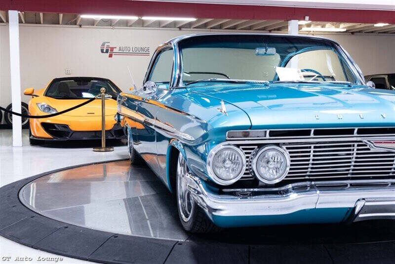 1961 Chevrolet Impala 13