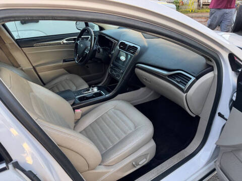 2018 Ford Fusion Energi SE Luxury