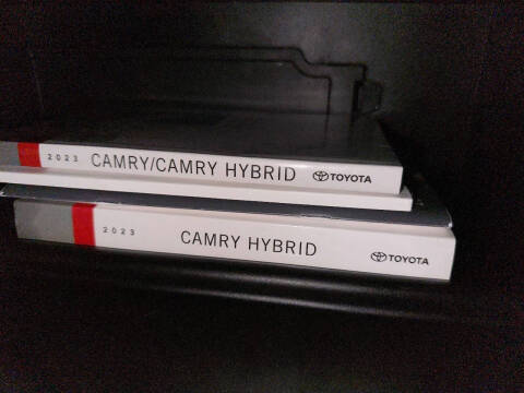 2023 Toyota Camry Hybrid LE