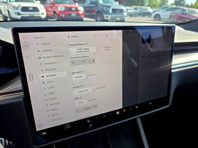 2021 Tesla Model S Plaid