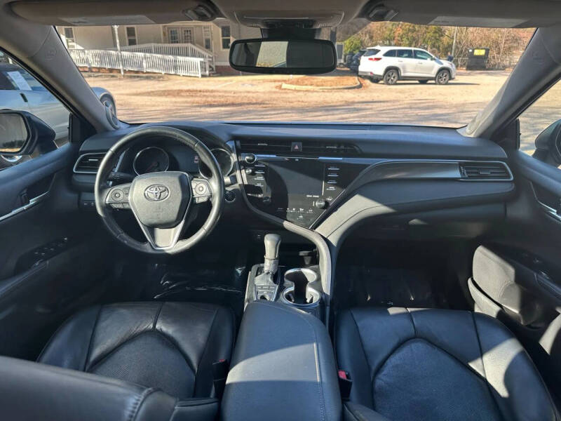 2019 Toyota Camry XSE