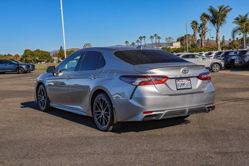 2021 Toyota Camry SE