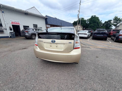 2011 Toyota Prius Two