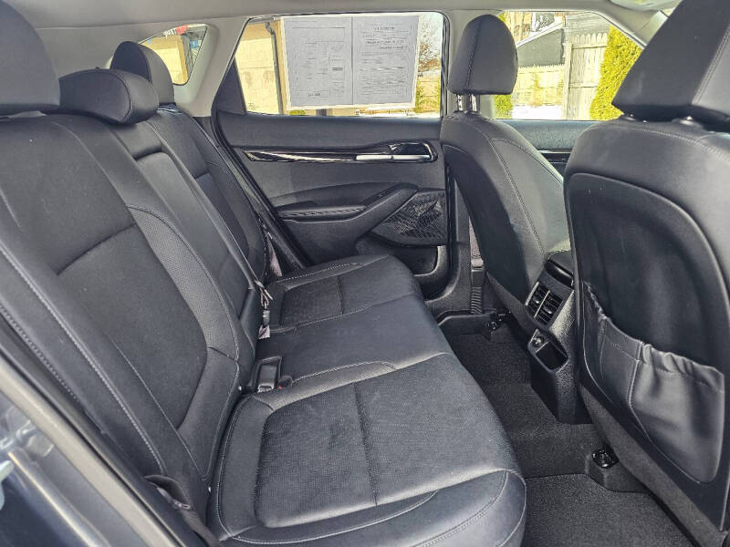 2022 Kia Seltos EX