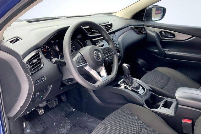 2022 Nissan Rogue Sport S