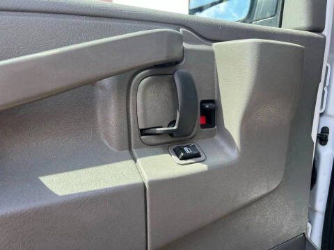 2020 Chevrolet Express 2500