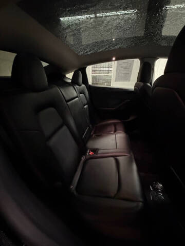 2022 Tesla Model Y Long Range