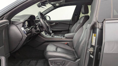 2022 Audi Q8 quattro Premium Plus 55 TFSI