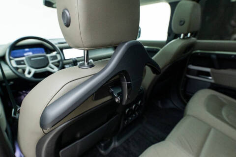 2021 Land Rover Defender 110 SE