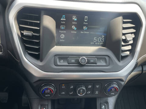 2017 GMC Acadia SLE-2